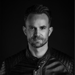 中信银行携手华龄出版社启动 银龄“领读者”专项行动