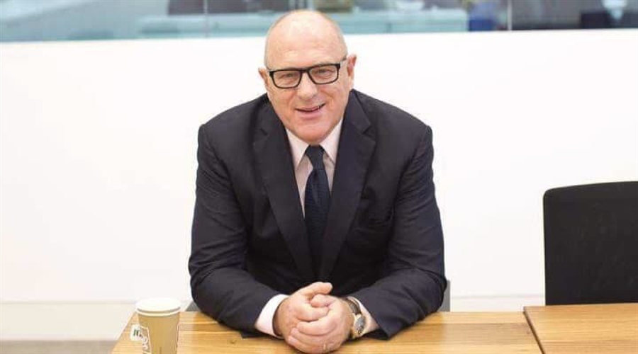 我市组织春季应征女青年上站体检