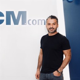 以多彩活动铸牢中华民族共同体意识——全市各中小学校开展“开学第一课”见闻